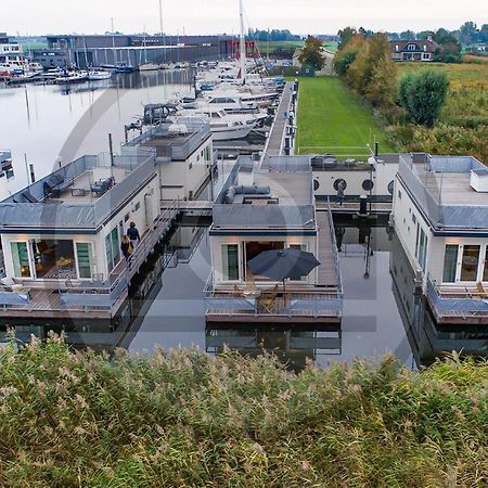 Stunning Ship In Aalsmeer With Kitchen Eksteriør billede
